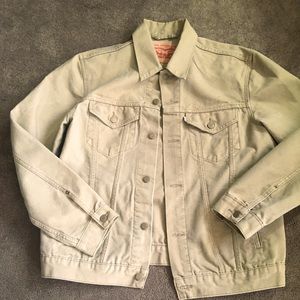 Levi’s woman jean jacket